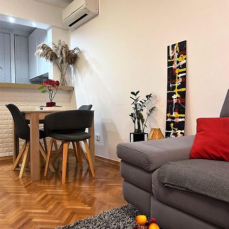 Mm Split Apartment - 5 Min By Car To The Beach & City Center - Free Public Parking Экстерьер фото