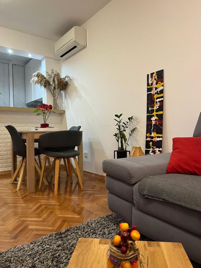 Mm Split Apartment - 5 Min By Car To The Beach & City Center - Free Public Parking Экстерьер фото