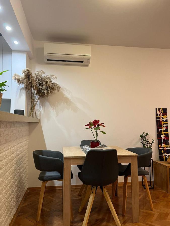 Mm Split Apartment - 5 Min By Car To The Beach & City Center - Free Public Parking Экстерьер фото