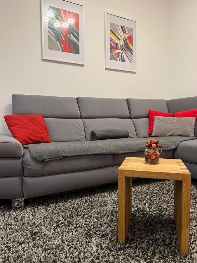 Mm Split Apartment - 5 Min By Car To The Beach & City Center - Free Public Parking Экстерьер фото